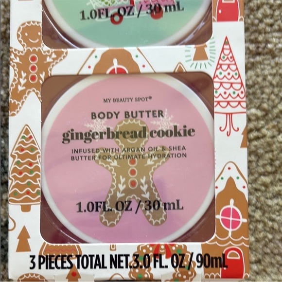 Body Butter Collection - Vanilla, Peppermint, Gingerbread NIB Christmas Winter - Picture 4 of 4